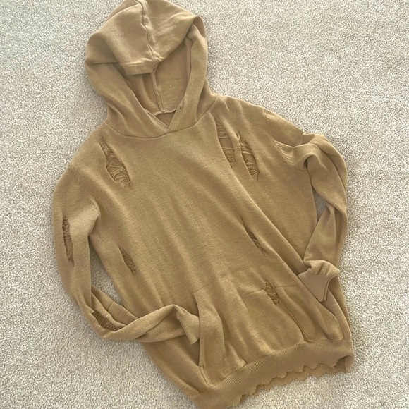 Zara Hoodie - Picture 1 of 6